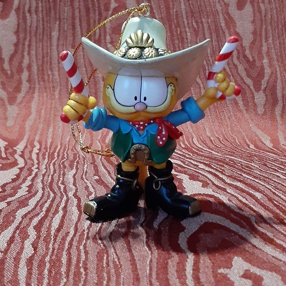 VINTAGE PAWS TRIM A TREE GARFIELD CHRISTMAS ORNAMENT COWBOY HAT AND CANDY CRANES - Picture 3 of 9